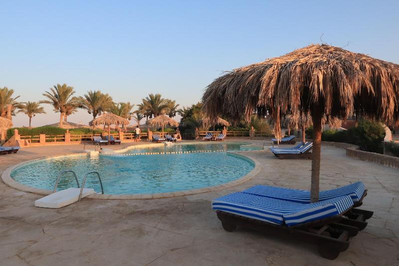 Sharm El Naga Resort And Diving Center Hurghada Bagian luar foto